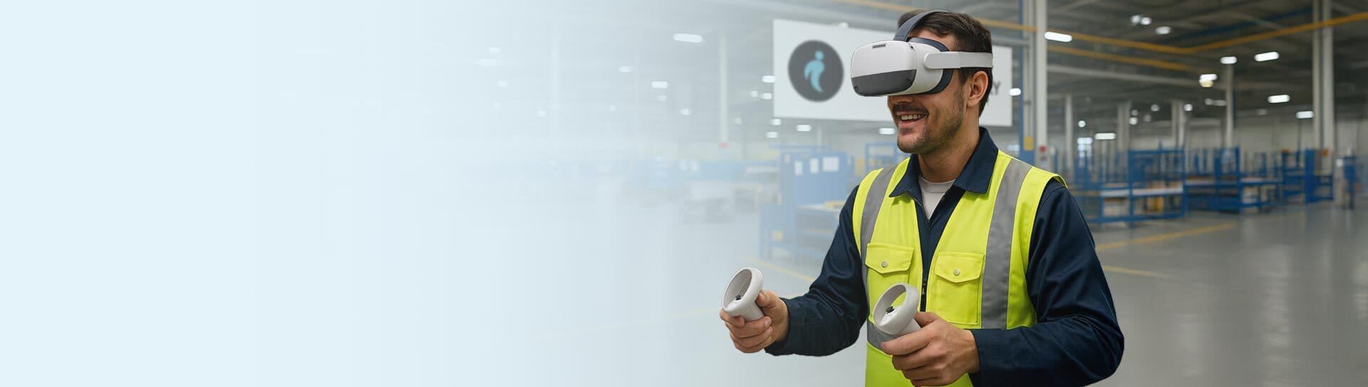 Mitarbeiter mit VR-Brille während einer Sicherheitsschulung