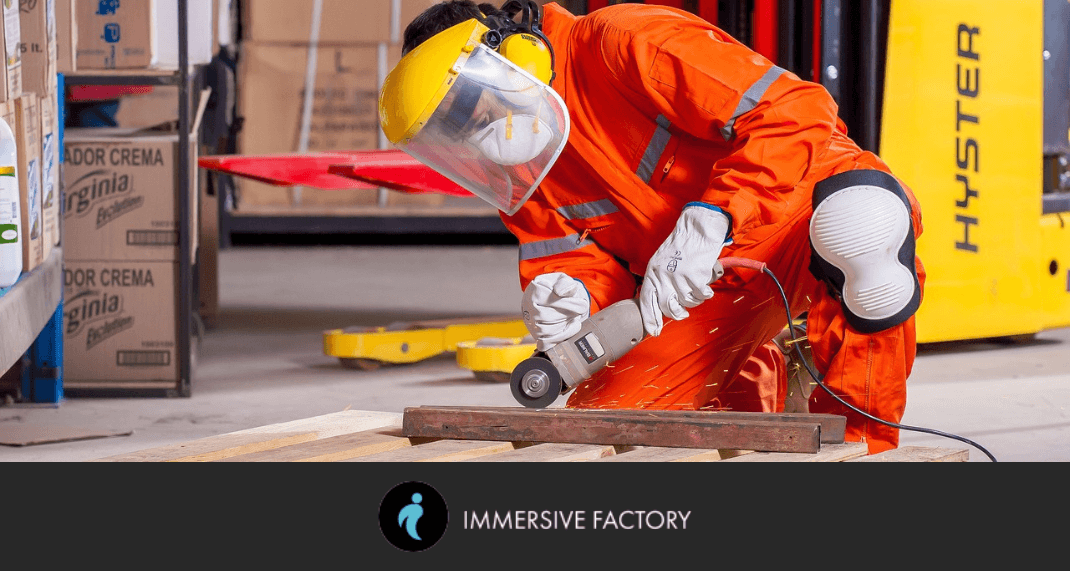 Who is Responsible for Workplace Safety? Optimizing Key Actors' Training with Virtual Reality