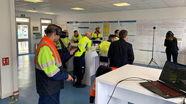 VR health and safety trainer session